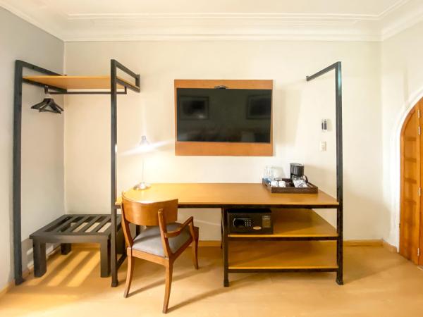 Hotel Casa Condesa Amatlan 84 : photo 4 de la chambre chambre lits jumeaux avec terrasse