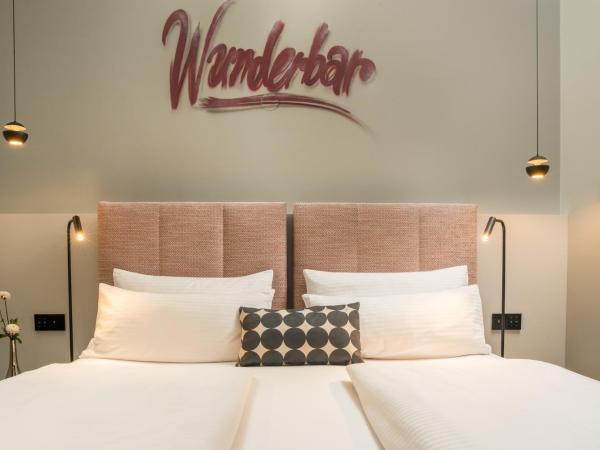 KOOS Hotel&Apartments - City Aparthotel : photo 5 de la chambre chambre double ou lits jumeaux