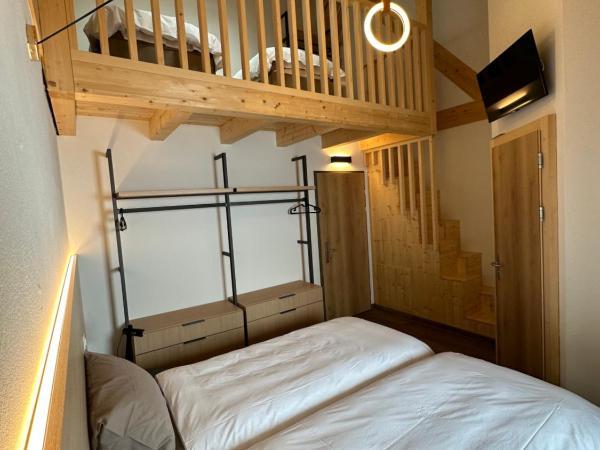 Maison des Sports : photo 2 de la chambre chambre quadruple en duplex
