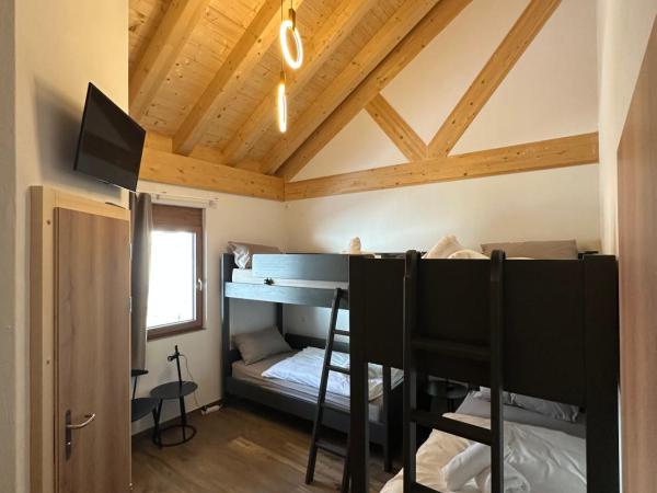 Maison des Sports : photo 2 de la chambre chambre quadruple
