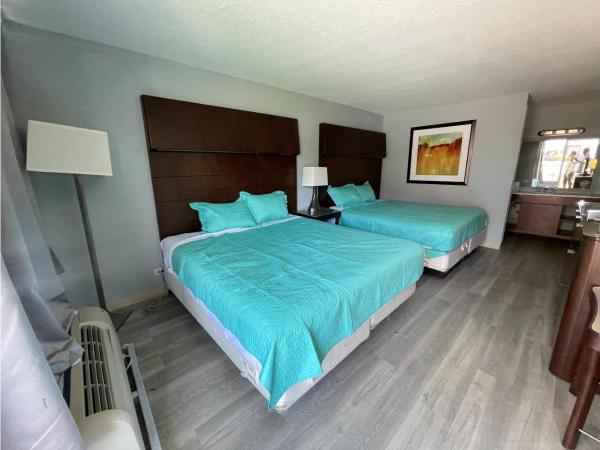 Lamplighter Inn by OYO Charlotte Airport Area : photo 3 de la chambre 2 full bed