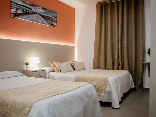 Pensión Mastil 16 : photo 7 de la chambre chambre triple