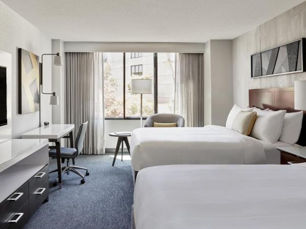 San Francisco Marriott Fisherman's Wharf : photo 2 de la chambre chambre lit king-size - vue sur cour