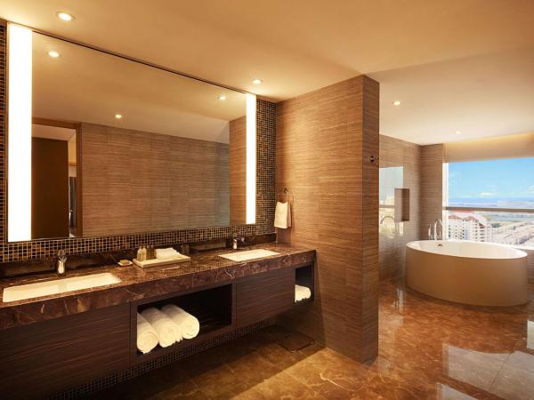 DoubleTree by Hilton Melaka : photo 2 de la chambre suite 1 chambre lit king-size