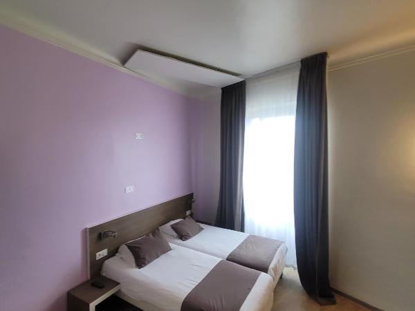 HOTEL DES PRINCES - HOTEL KYRIAD ORANGE Centre Ville -- 3 Etoiles -- Provence Alpes Côte d'Azur - France - A7-A9 : photo 6 de la chambre chambre lits jumeaux