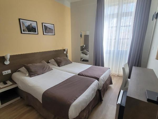 HOTEL DES PRINCES - HOTEL KYRIAD ORANGE Centre Ville -- 3 Etoiles -- Provence Alpes Côte d'Azur - France - A7-A9 : photo 9 de la chambre chambre lits jumeaux