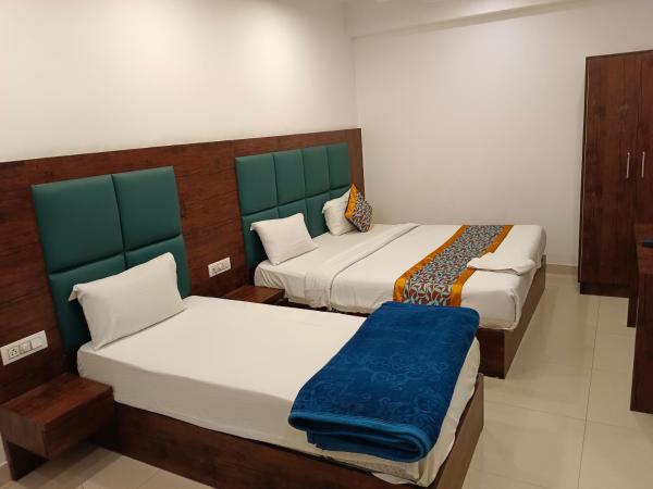 Hotel Tark Plaza Near IGI Airport Delhi : photo 6 de la chambre chambre double supérieure