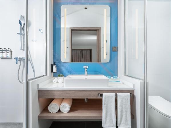 Holiday Inn Express Guangzhou Panyu Dashi, an IHG Hotel : photo 3 de la chambre suite 1 chambre