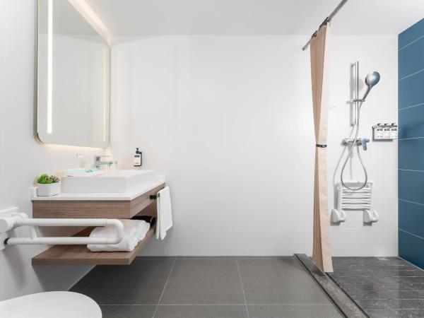 Holiday Inn Express Guangzhou Panyu Dashi, an IHG Hotel : photo 2 de la chambre chambre lit king-size standard - accessible aux personnes à mobilité réduite