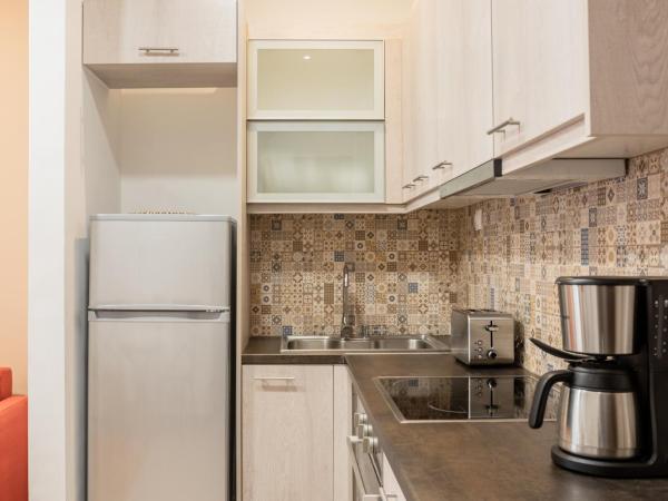 Nicholas Point Apartments and Rooms : photo 10 de la chambre appartement avec balcon