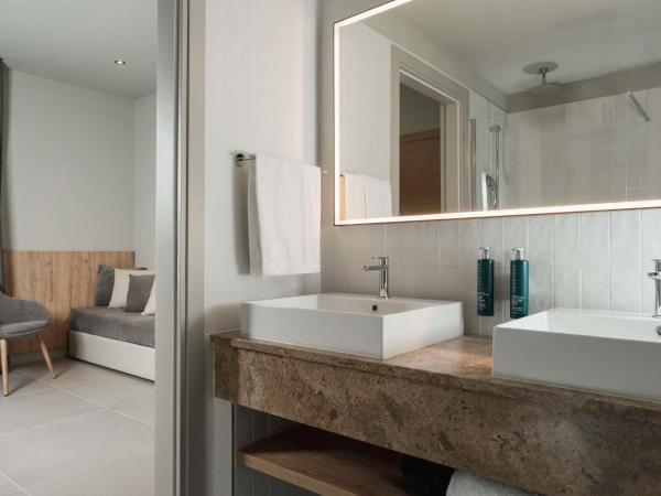 Hilton Garden Inn Bologna North : photo 5 de la chambre suite 2 chambres avec lit king-size