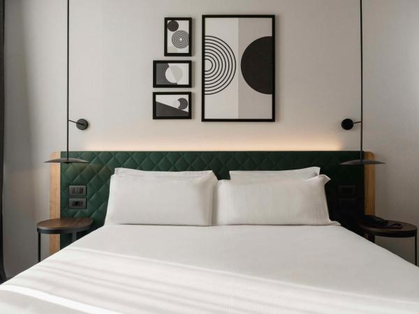 Hilton Garden Inn Bologna North : photo 2 de la chambre chambre lit king-size