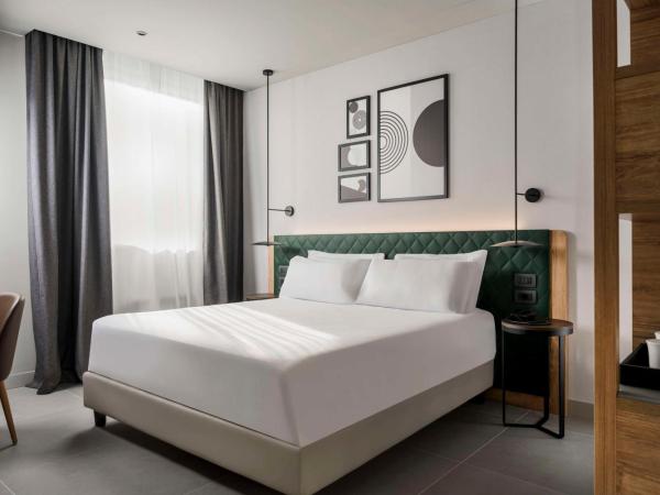 Hilton Garden Inn Bologna North : photo 1 de la chambre chambre lit king-size deluxe