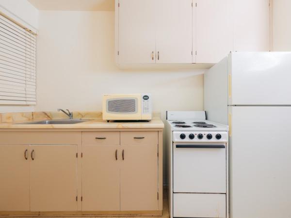 Waikiki Heritage Hotel : photo 3 de la chambre studio 1 lit queen-size ou 2 lits jumeaux