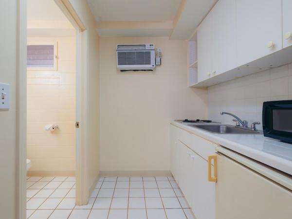 Waikiki Heritage Hotel : photo 6 de la chambre chambre standard 1 lit king-size ou 2 lits doubles