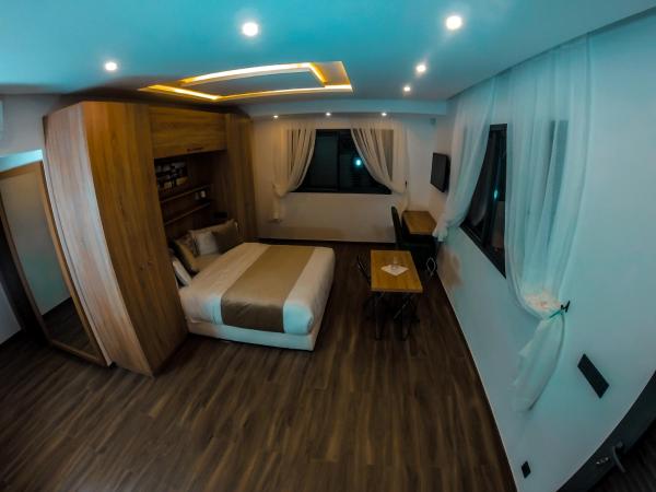 Hotel Particulier Villa Arabic House Pool & Spa : photo 2 de la chambre suite avec balcon