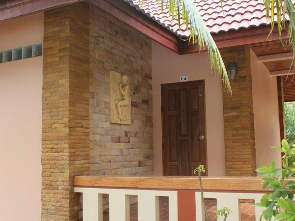 D.R. Lanta Bay Resort : photo 3 de la chambre bungalow familial