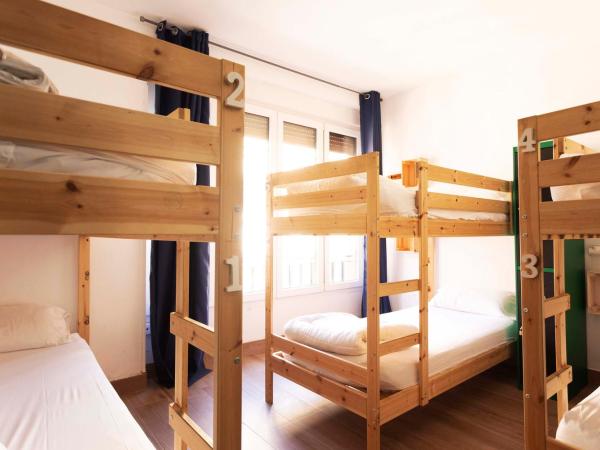 Green Hostel Oviedo : photo 1 de la chambre lit dans dortoir mixte de 6 lits