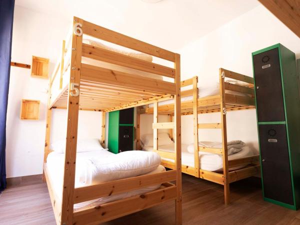 Green Hostel Oviedo : photo 4 de la chambre lit dans dortoir mixte de 6 lits