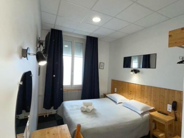 Hôtel Le National : photo 5 de la chambre chambre double supérieure