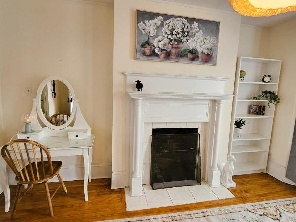 Ottawa Downtown Cozy Guesthouse : photo 5 de la chambre chambre quadruple de luxe