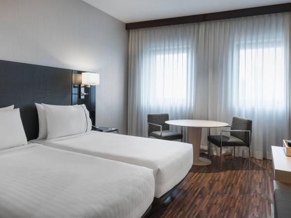 AC Hotel Milano by Marriott : photo 5 de la chambre chambre lits jumeaux standard