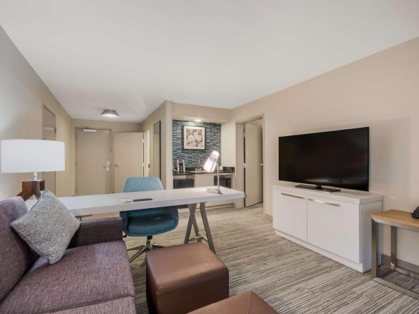 Hilton Garden Inn Oklahoma City Midtown : photo 1 de la chambre king suite - mobility and hearing access