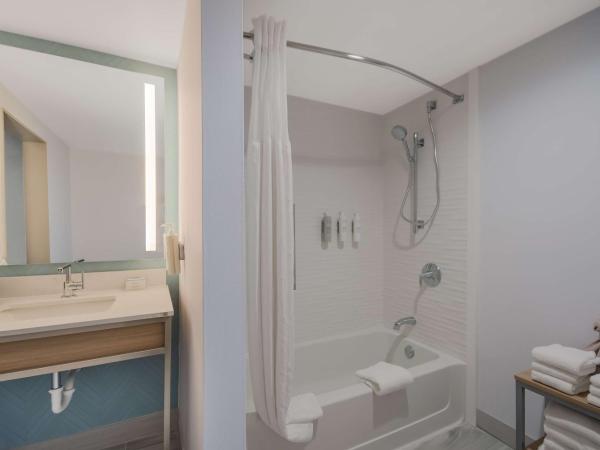 Hilton Garden Inn Oklahoma City Midtown : photo 8 de la chambre queen room with two queen beds - mobility and hearing access