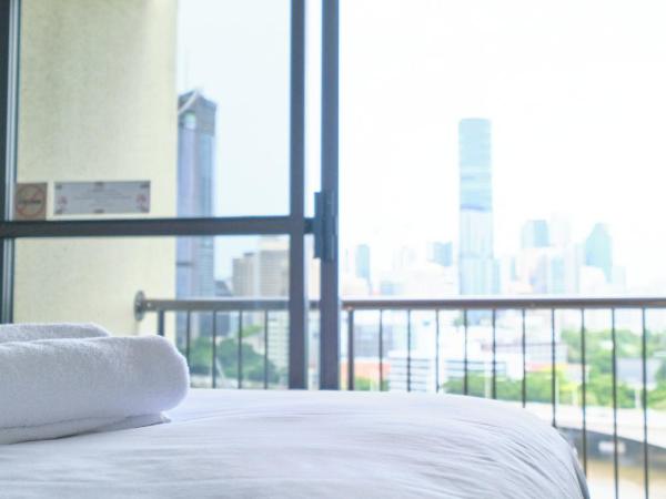 River Plaza Apartments Brisbane : photo 6 de la chambre studio - vue sur ville et rivière