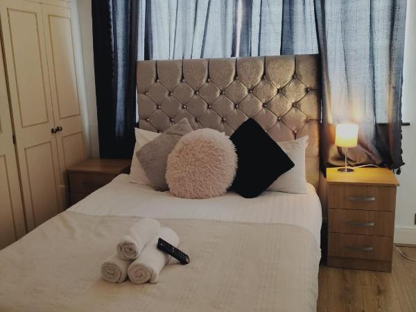 Victorian Woods BnB : photo 10 de la chambre chambre double avec salle de bains commune