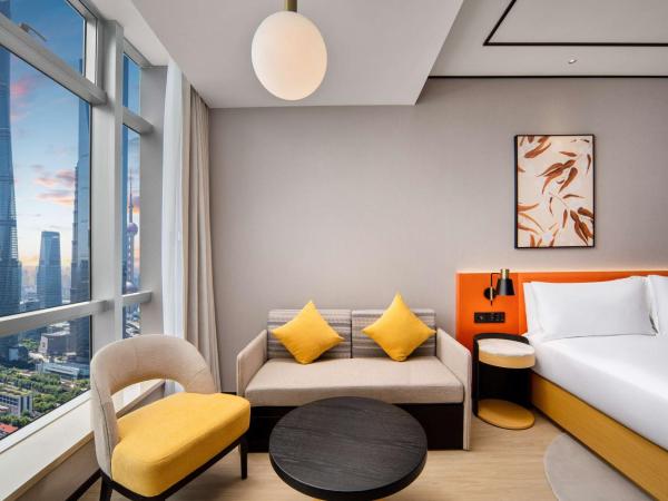 Hilton Garden Inn Shanghai Lujiazui : photo 4 de la chambre chambre lit king-size deluxe