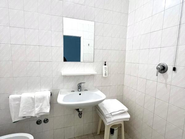 Hotel B&B Ardea Rimini : photo 8 de la chambre chambre double standard