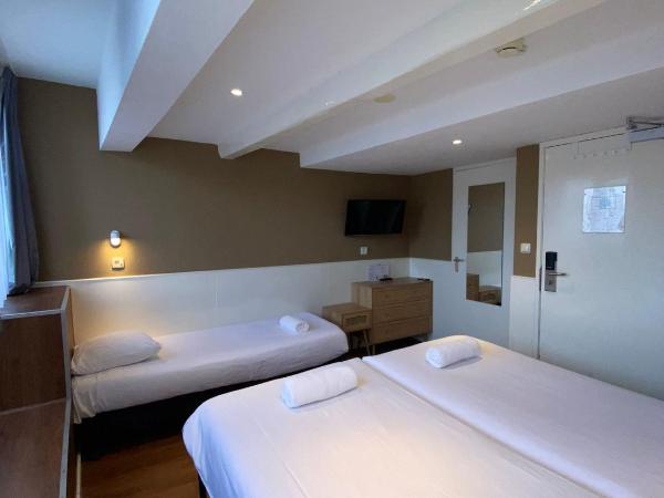 Hotel Old Quarter : photo 7 de la chambre chambre triple - vue sur canal