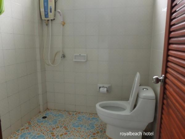 Royal Beach Guest House : photo 2 de la chambre chambre double deluxe