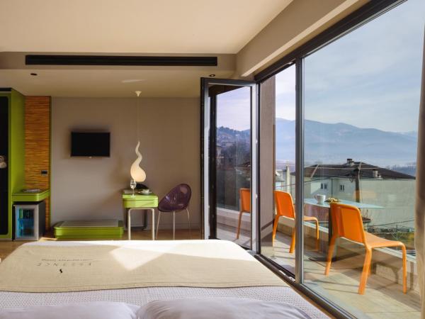 Essence Hotel : photo 1 de la chambre comfort double or twin room with pool view