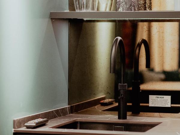 Forty-Seven : photo 10 de la chambre suite supérieure lit king-size