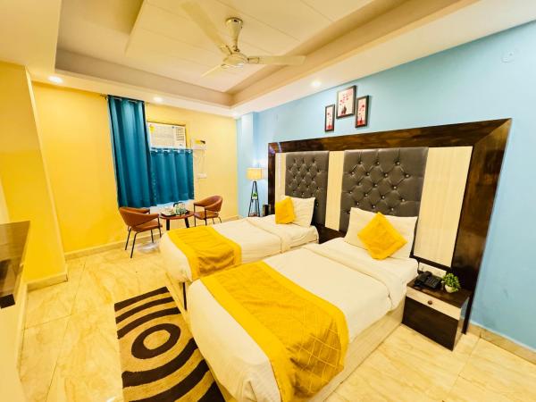 Airport Hotel Shivaka Inn : photo 1 de la chambre chambre double supérieure