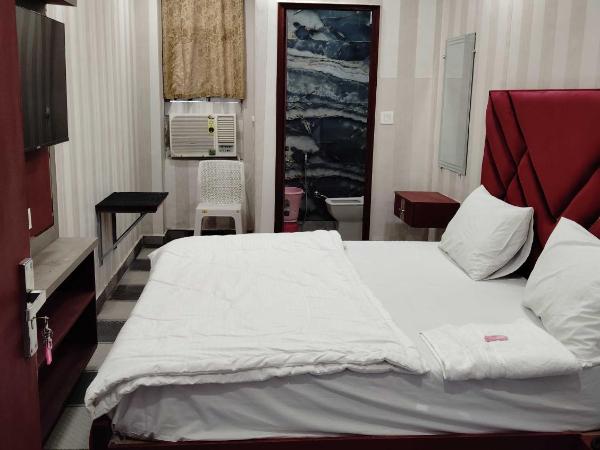 OYO Hotal Cloud Inn : photo 1 de la chambre chambre double standard