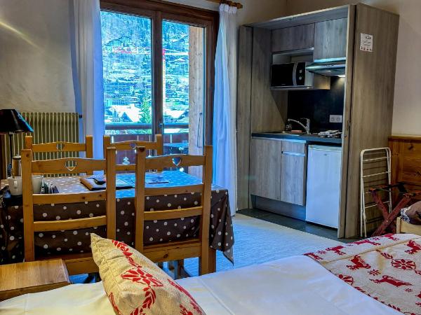 Hôtel Igloo : photo 2 de la chambre studio (2 adultes)