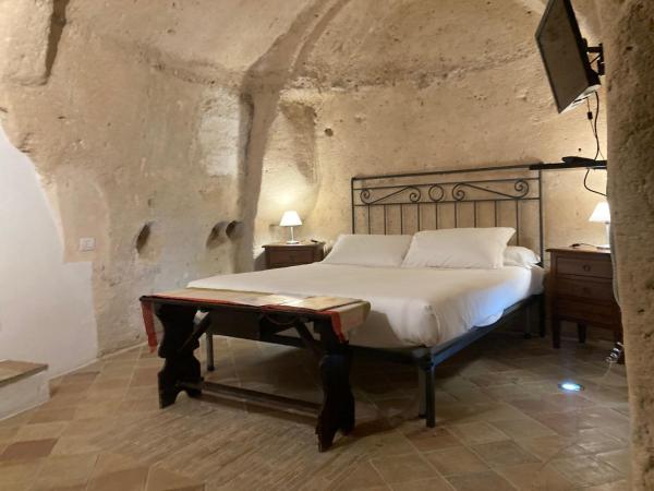 Hotel San Giorgio : photo 5 de la chambre chambre double - troglodyte