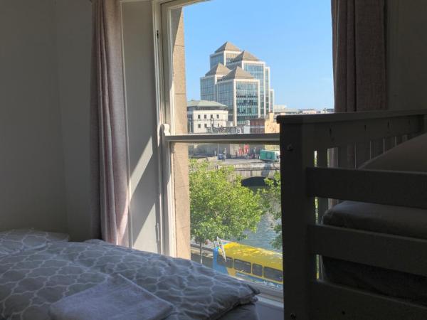 Eden Quay Guesthouse Private Rooms : photo 5 de la chambre chambre familiale