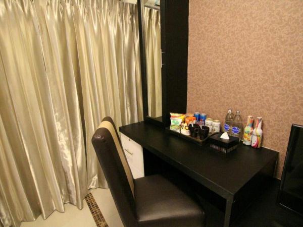 Leelawadee Modern Resort Huaykwang - ลีลาวดี ห้วยขวาง : photo 3 de la chambre petite chambre double