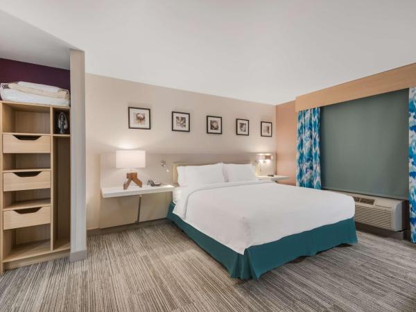 Hilton Garden Inn Oklahoma City Midtown : photo 4 de la chambre king suite - mobility and hearing access