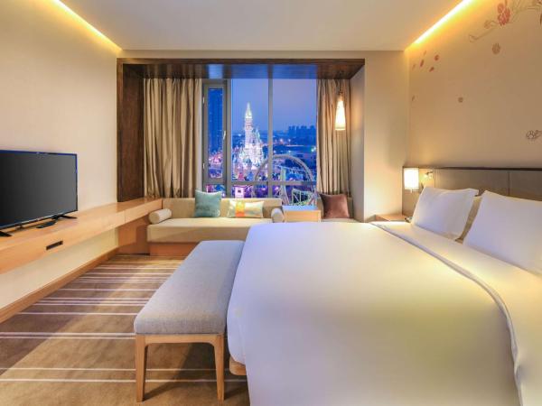 Hilton Garden Inn Ningbo : photo 2 de la chambre suite deluxe avec lit king-size