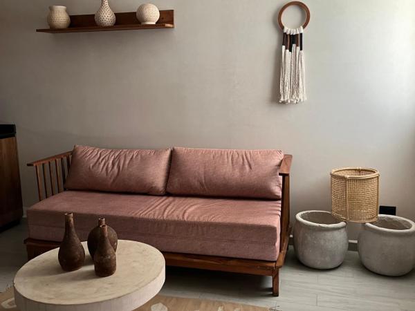 JADE ZEN RESIDENCES - (35) : photo 7 de la chambre appartement - vue sur piscine 