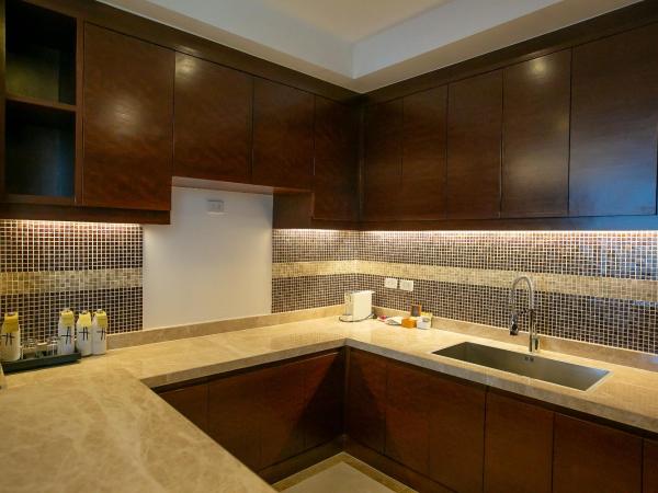 AETAS lumpini : photo 10 de la chambre suite présidentielle avec avantages club