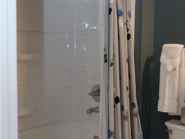 The Inn on Ferry Street : photo 7 de la chambre hébergement lit king-size exécutif pungs house