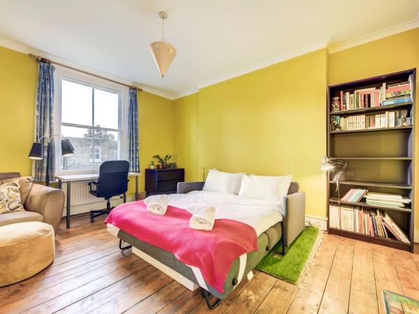 GuestReady - Artsy Haven in Vibrant Notting Hill : photo 10 de la chambre maison de vacances