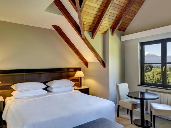 Arelauquen Lodge, a Tribute Portfolio Hotel : photo 2 de la chambre view king, mountain and lake view