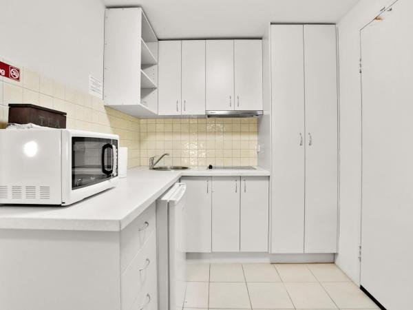 Carlton Lygon Lodge - Close to Melbourne Uni : photo 4 de la chambre suite lygon - côté rue